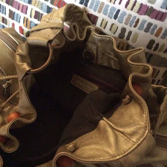 Aerosoles Slouch Bag 👜 - Picture 4 of 4